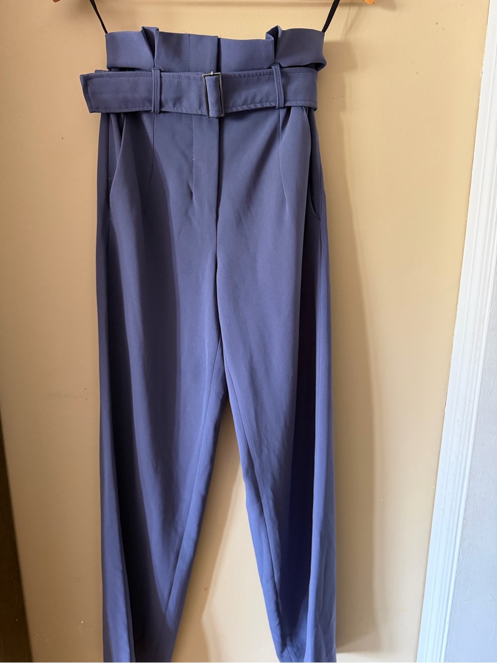 Babaton High Waisted Paperbag Belted Trousers Size 0 Blue